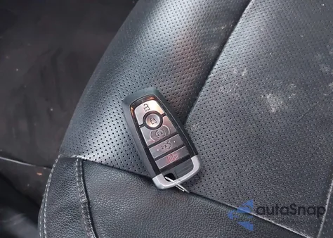 2017 Ford Mustang Gt Premium z USA, uszkodzony, nr VIN 1FATP8FF9H5247931